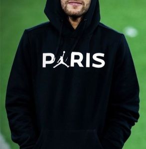 Meet your Posher, Ernesto